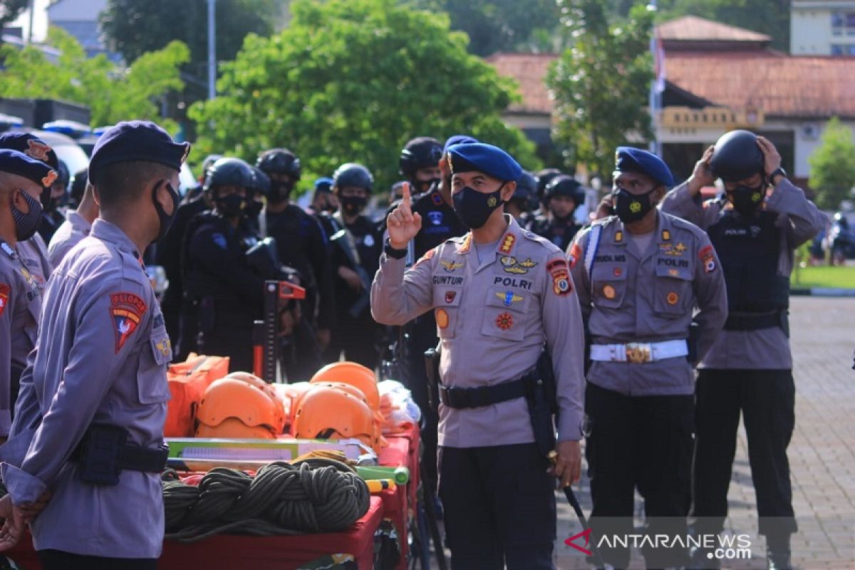 Brimob Polda Maluku gelar pasukan dan peralatan antisipasi bencana alam