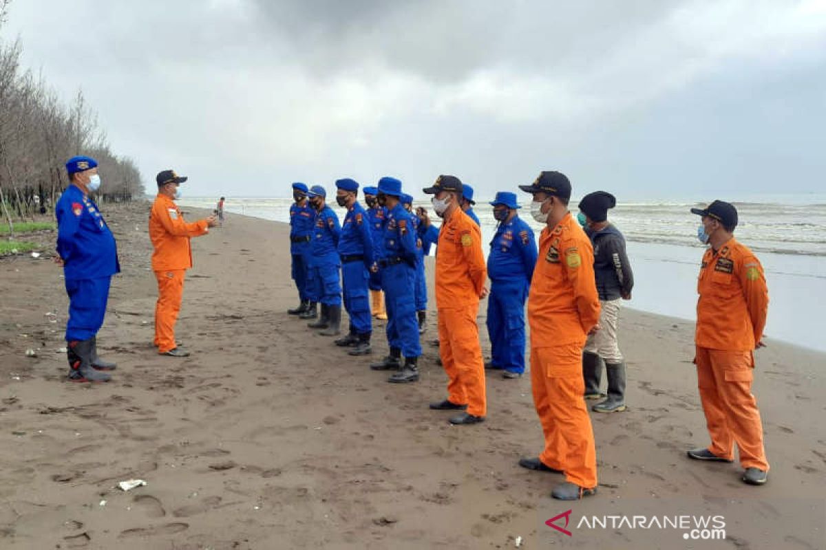 Enam awak kapal pandu mengalami kecelakaan di perairan Pemalang