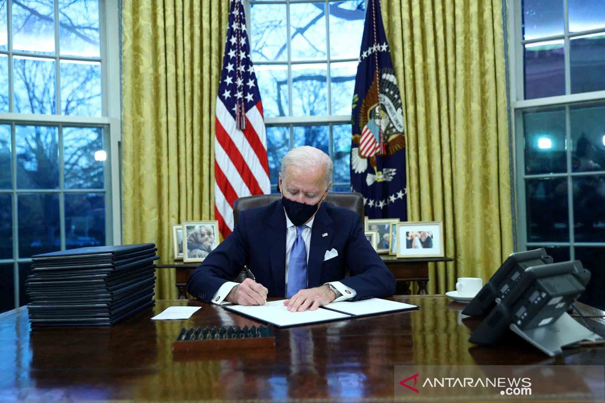 Gedung Putih sebut Biden akan bahas Iran dengan mitra asing