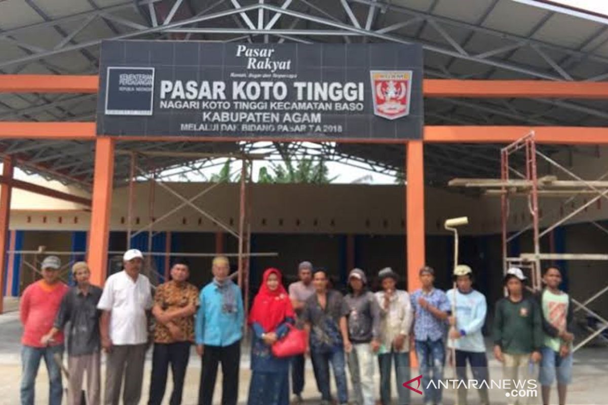 Pemkab Agam renovasi 21 pasar tradisional sepanjang 2015-2019