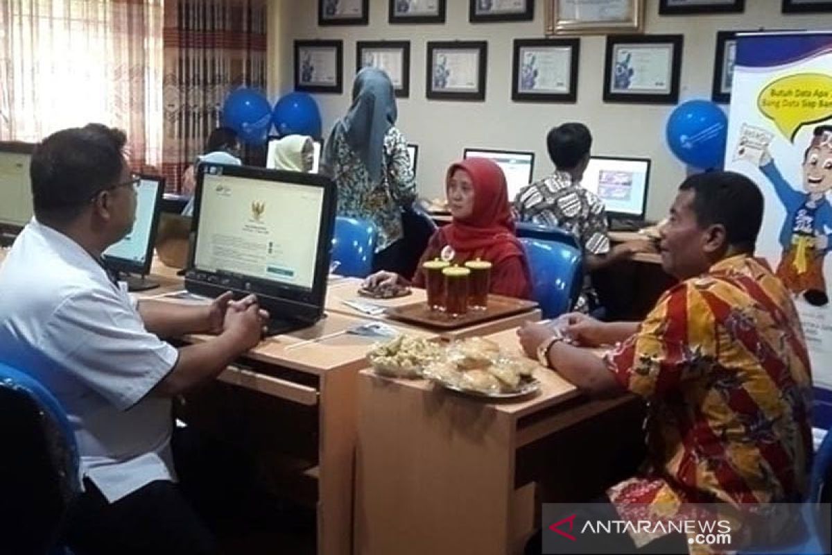 Jumlah penduduk Indonesia tembus 271,35 juta jiwa