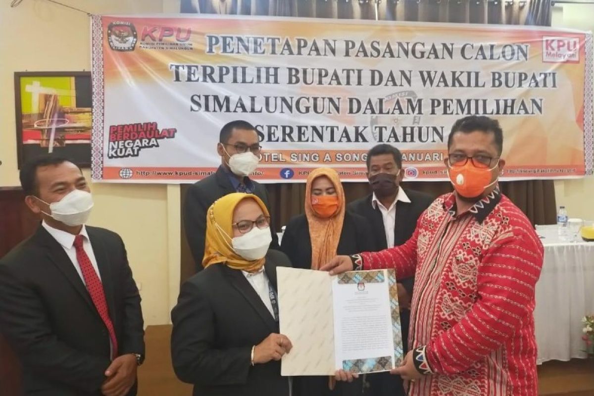 KPU butuh waktu 11 jam penetapan paslon Kepala Daerah Simalungun terpilih