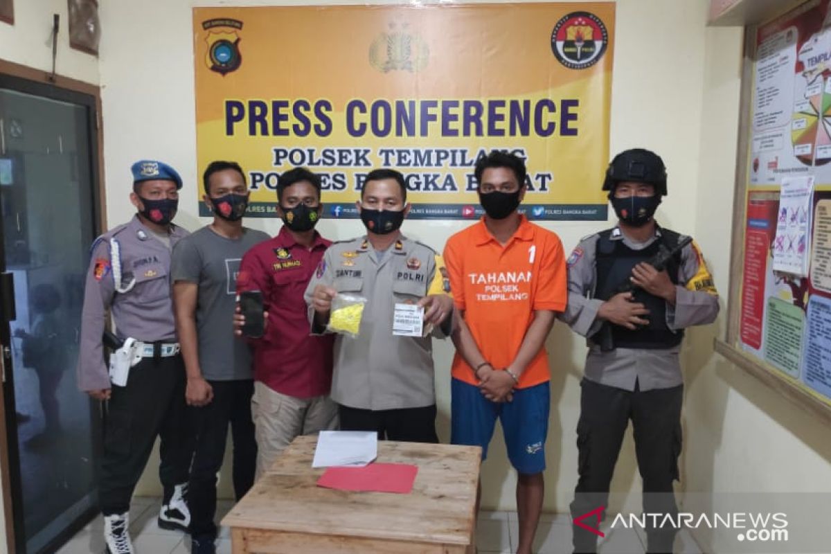 Polres Bangka Barat ungkap pemilik 1.000 butir pil Dextromethorphan