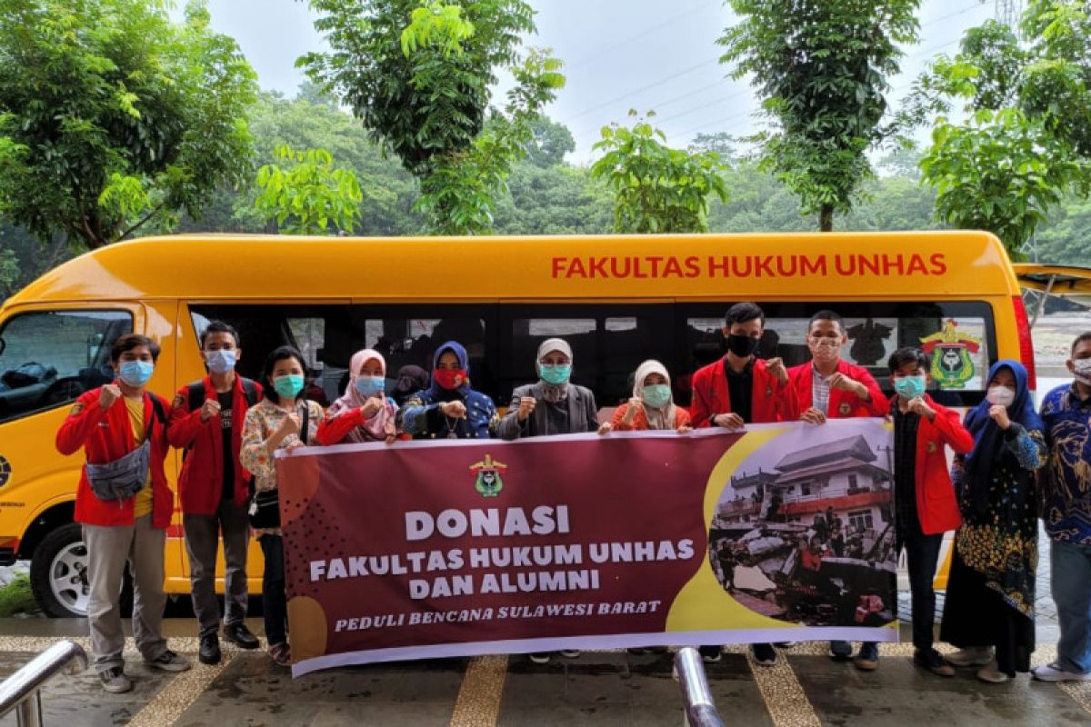 Relawan FH Unhas salurkan bantuan ke Sulbar