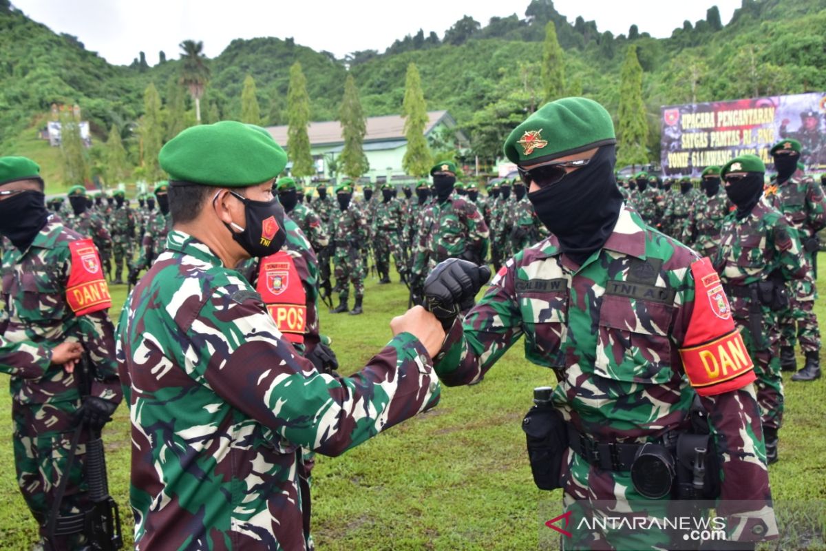 Pangdam VI/Mulawarman lepas prajurit  Satgas Pamtas RI-PNG