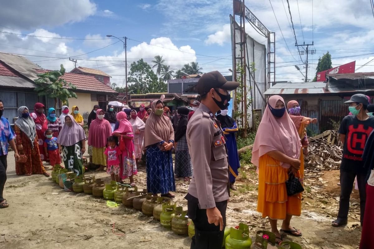 Polsek Muara Uya kawal operasi pasar gas elpiji