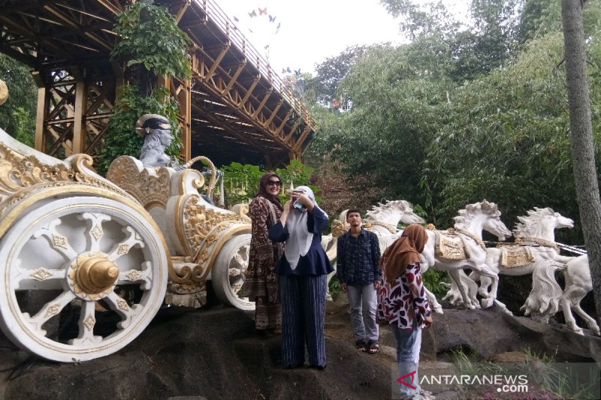 Saat pandemi menghempas obyek wisata Jawa Barat