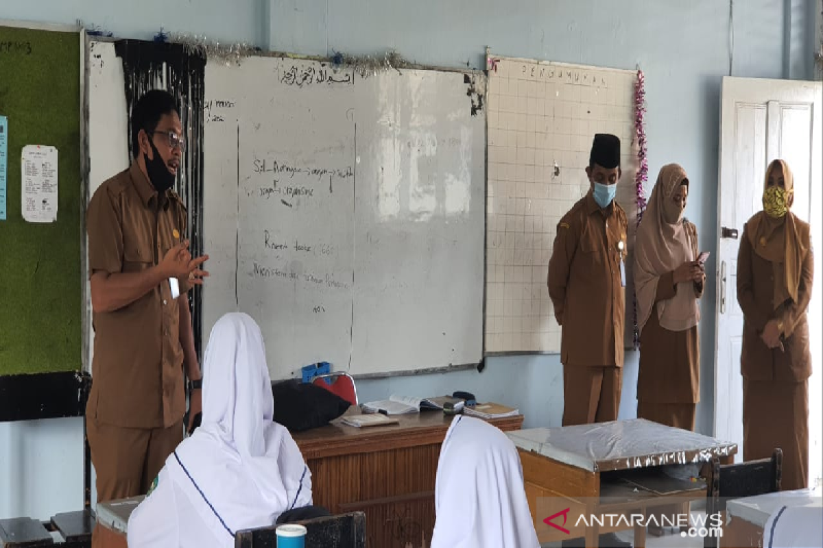 22 Sekolah tingkat SMA/sederajat di Aceh Jaya tiadakan belajar tatap muka