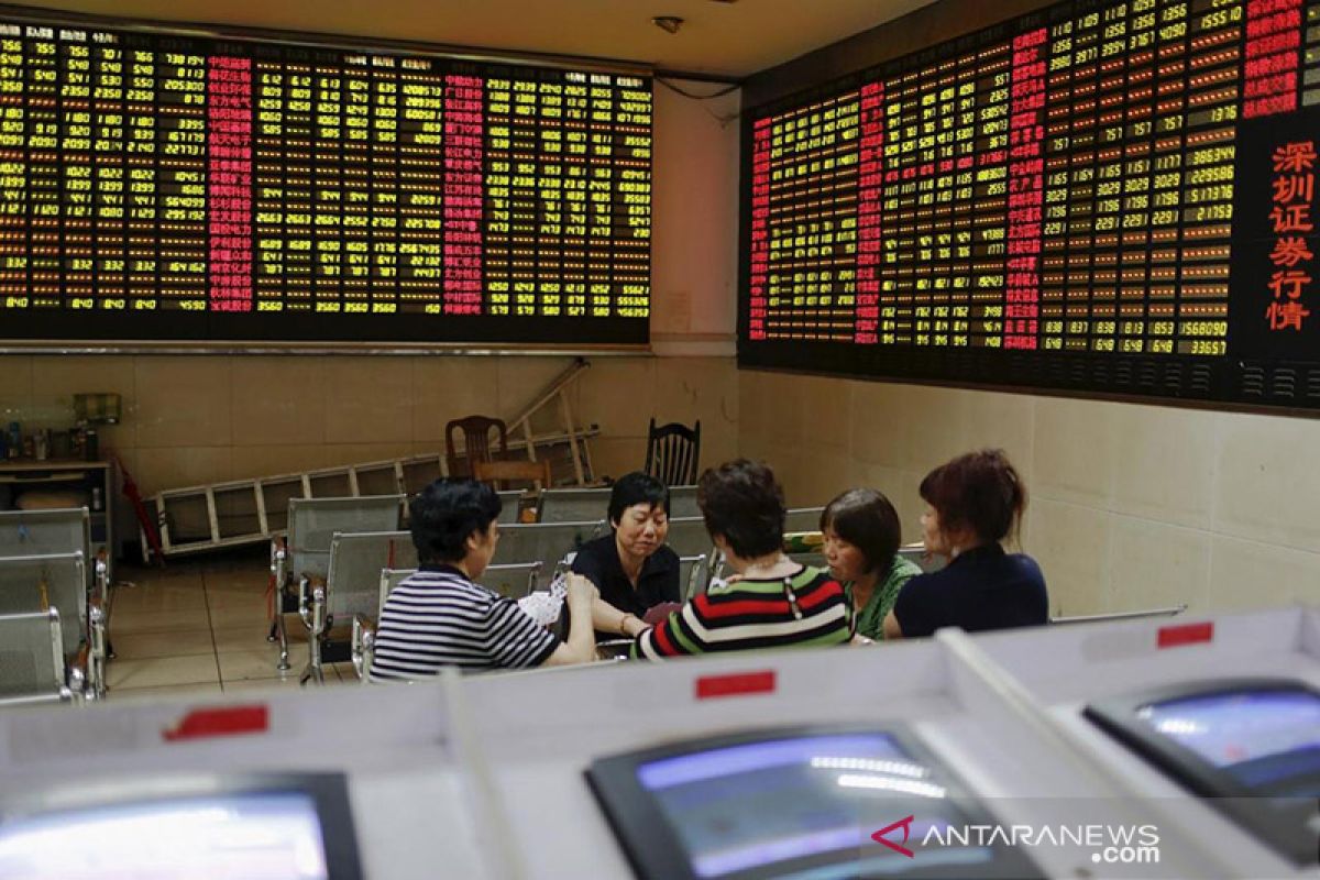 Saham China dibuka lebih rendah setelah menguat sehari sebelumnya