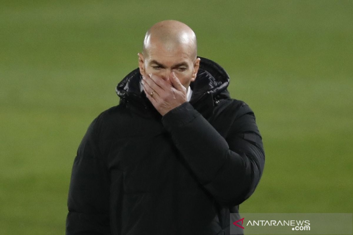 Real Madrid umumkan Zidane  terjangkit COVID-19