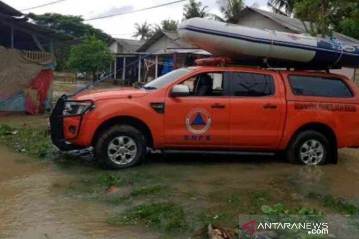 Banjir dan genangan air di Kota Bekasi akibat luapan kali sekunder