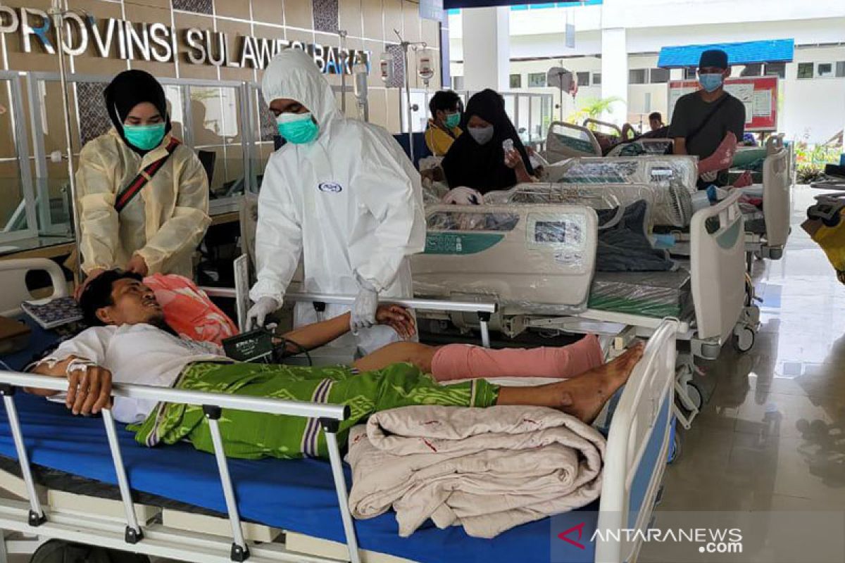 Dinkes Sulbar maksimalkan posko kesehatan layani pengungsi