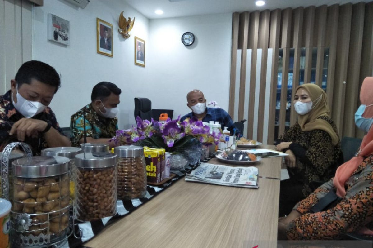 Abrasi ancam Sinjai Utara, Wakil Bupati temui Kepala BBWS Pompengan-Jeneberang