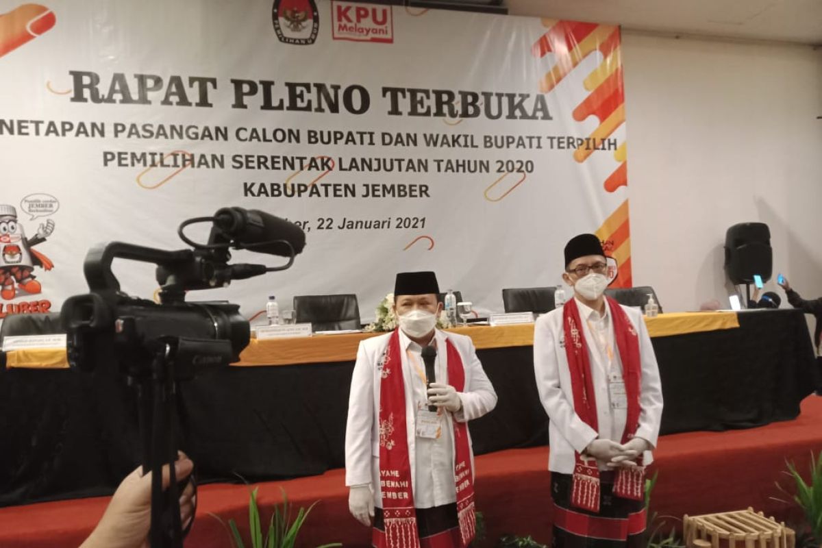KPU Jember tetapkan Hendy-Firjaun sebagai cabup-cawabup terpilih Pilkada 2020