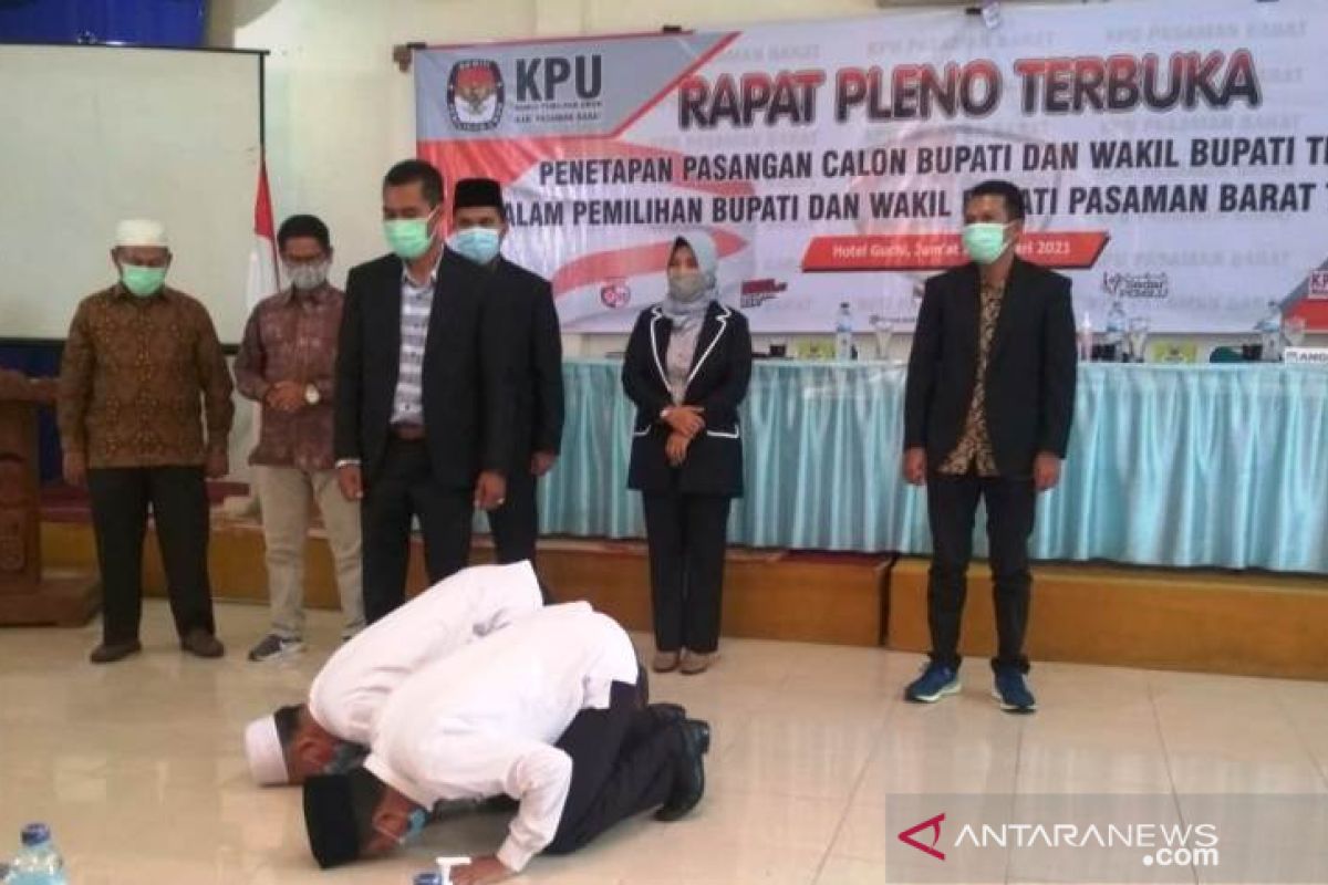 Sah! Hamsuardi-Risnawanto sebagai bupati dan wakil bupati Pasaman Barat terpilih