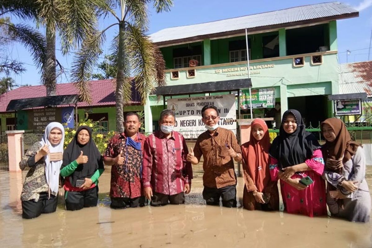 Ribuan anak sekolah di Aceh Tamiang libur belajar