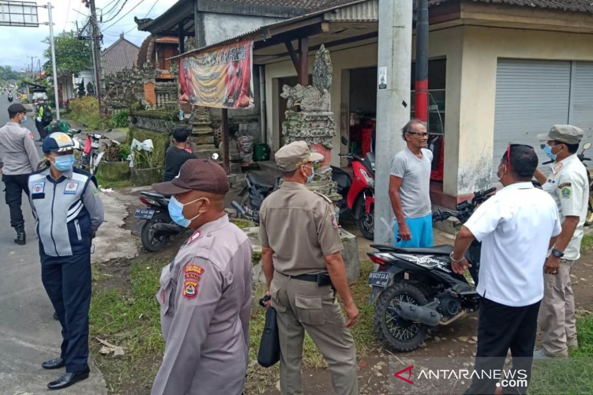 Tim Yustisi Tabanan kenakan denda pada 122 orang pelanggar PPKM