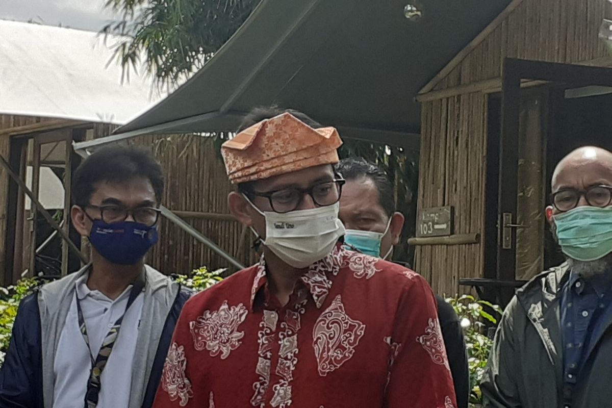 Sandiaga Uno optimistis vaksinasi bangkitkan pariwisata Indonesia 2021