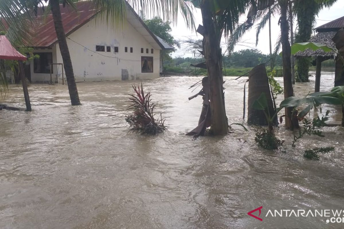 Ketinggian banjir Aceh Tamiang masih 2 meter lebih