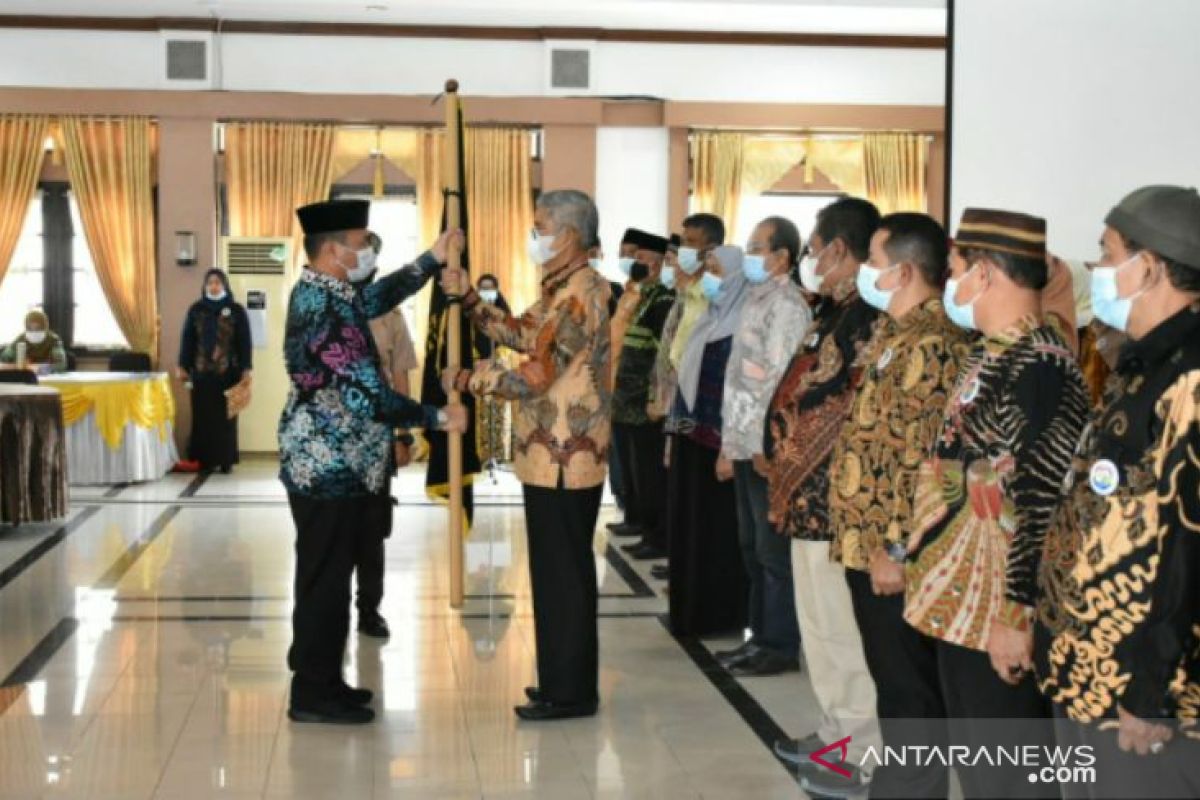 Gubernur Babel kukuhkan kepengurusan Ikatan Keluarga Masyarakat Belitong