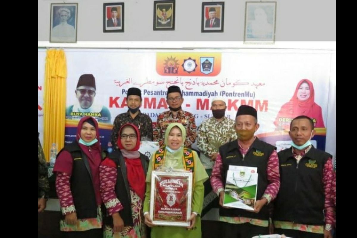 Belasan kepala Madrasah Simeuleustudi tiru ke Padang Panjang