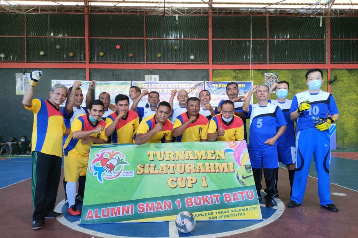 Buka turnamen futsal, Camat sebut  alumni SMA 1 Bukit Batu banyak yang sukses