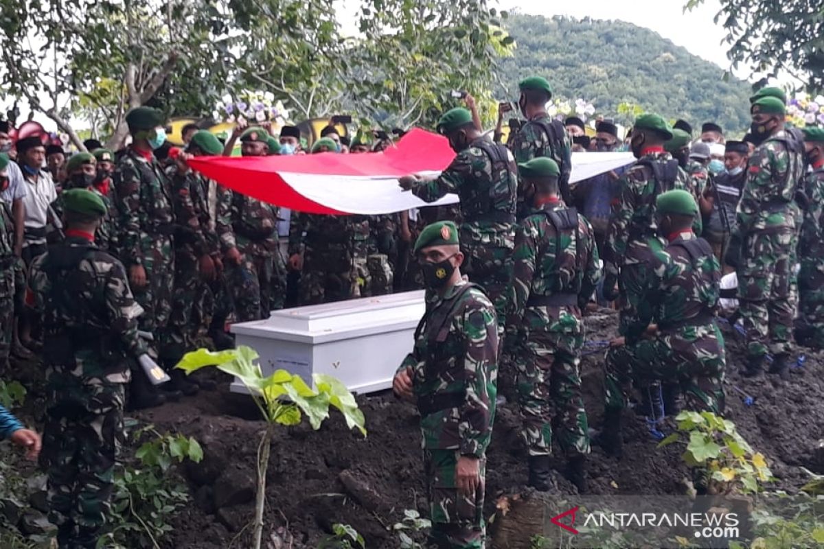 Praka TNI Dedi Hamdani korban KKSB Papua dimakamkan