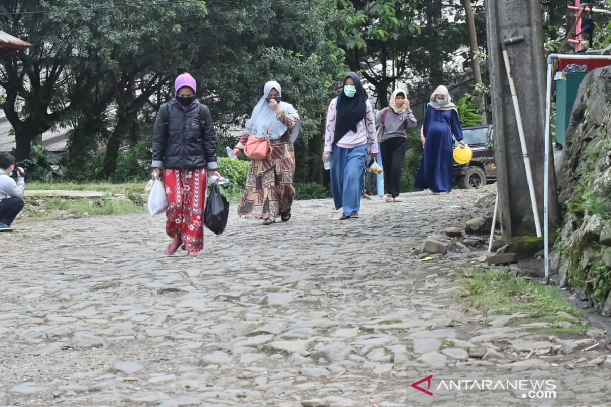 Sudah kondusif pengungsi banjir bandang puncak Bogor sudah dibolehkan pulang