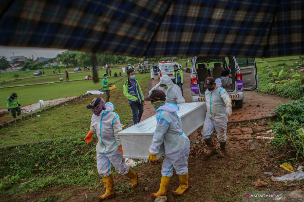 DPHK DKI bantah perkecil ukuran petak makam