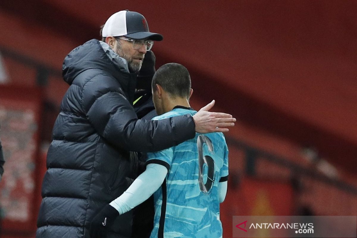 Pelatih Klopp mengais aspek positif dari kekalahan lawan MU di Piala FA