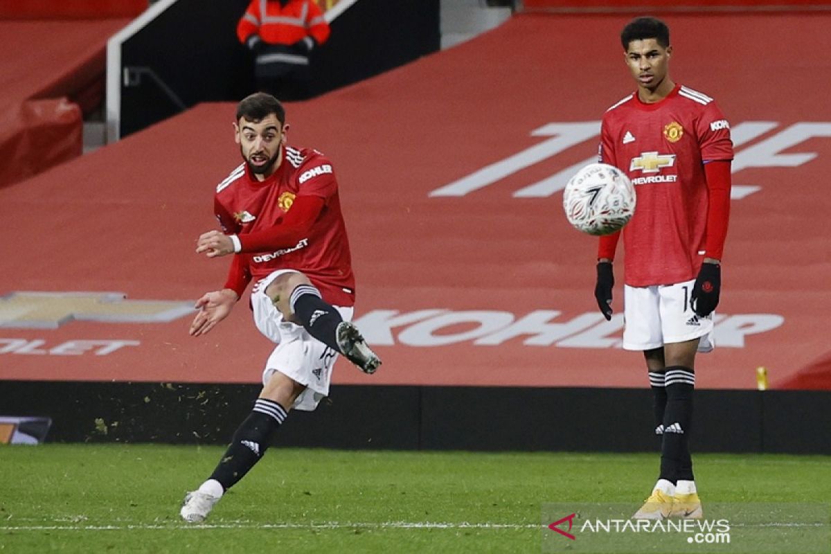 Bruno Fernandes bawa MU lewati Liverpool di Piala FA