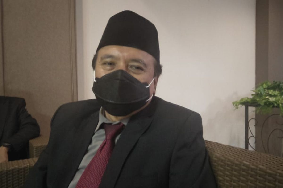 Pemkot Mataram mempertimbangkan usul untuk tutup sementara kantor Dinkes
