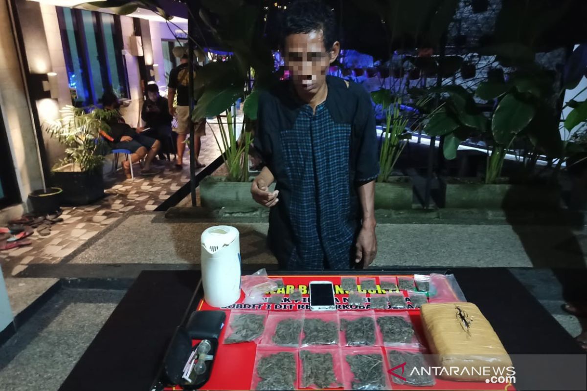 Polda NTB tangkap residivis kasus narkoba membawa ganja 1,5 kilogram