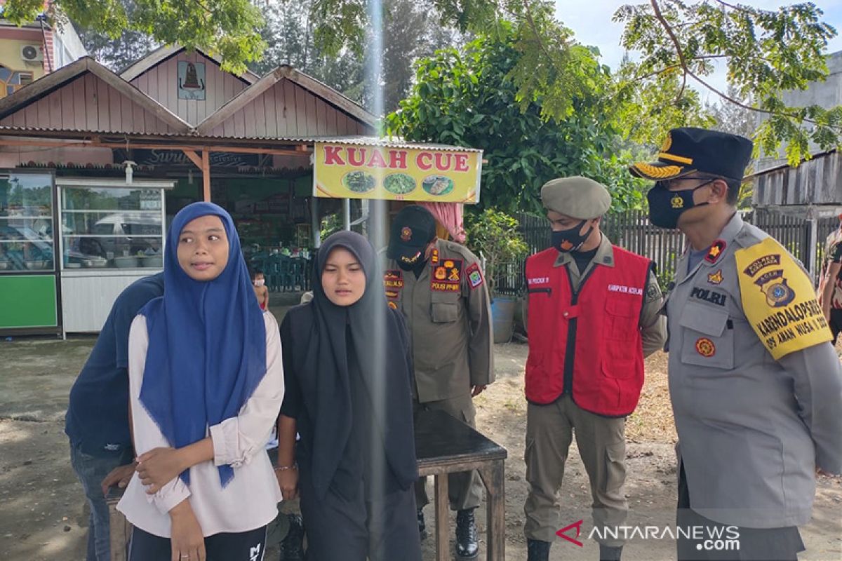 Puluhan pengguna jalan terjaring razia masker di Aceh Jaya