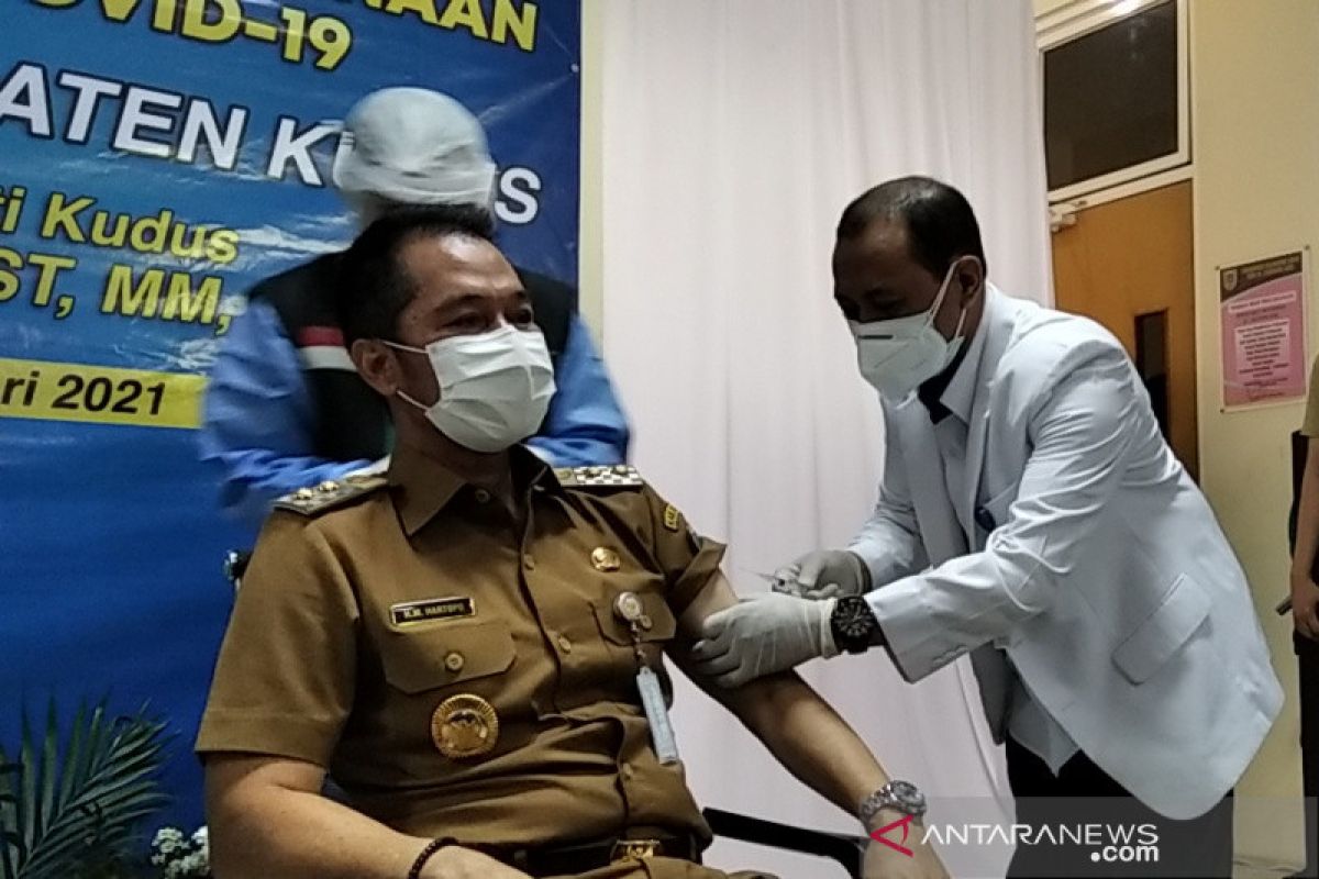 10 pejabat publik di Kudus tak alami gejala usai divaksin COVID-19