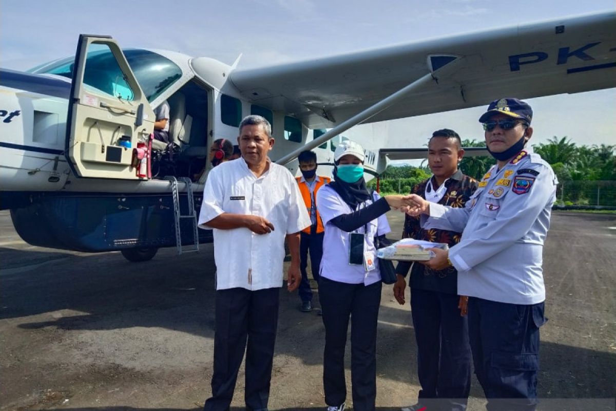 Jadwal penerbangan di bandara Pasaman Barat diganti setiap Rabu