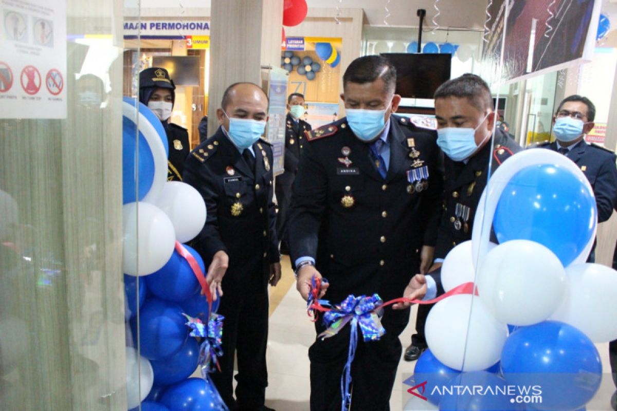 Imigrasi Padang resmikan ruang pelayanan ramah HAM