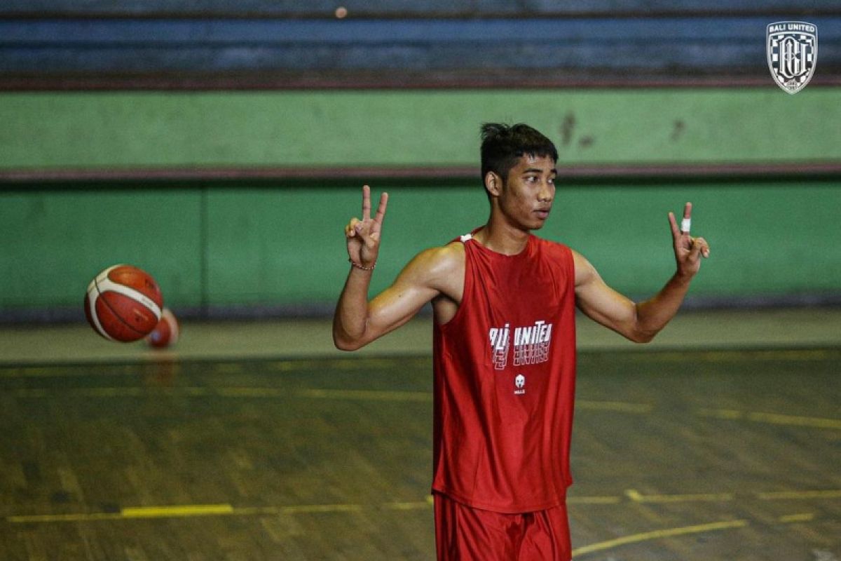 Mills jadi apparel Bali United Basketball Club