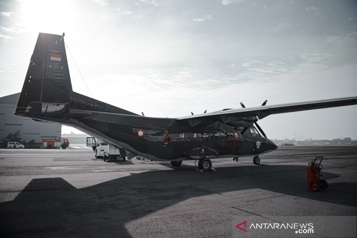 PT DI serahkan satu pesawat NC212i untuk TNI AU