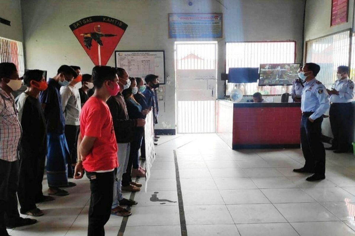 16 narapidana Lapas Sampit mendapat asimilasi rumah
