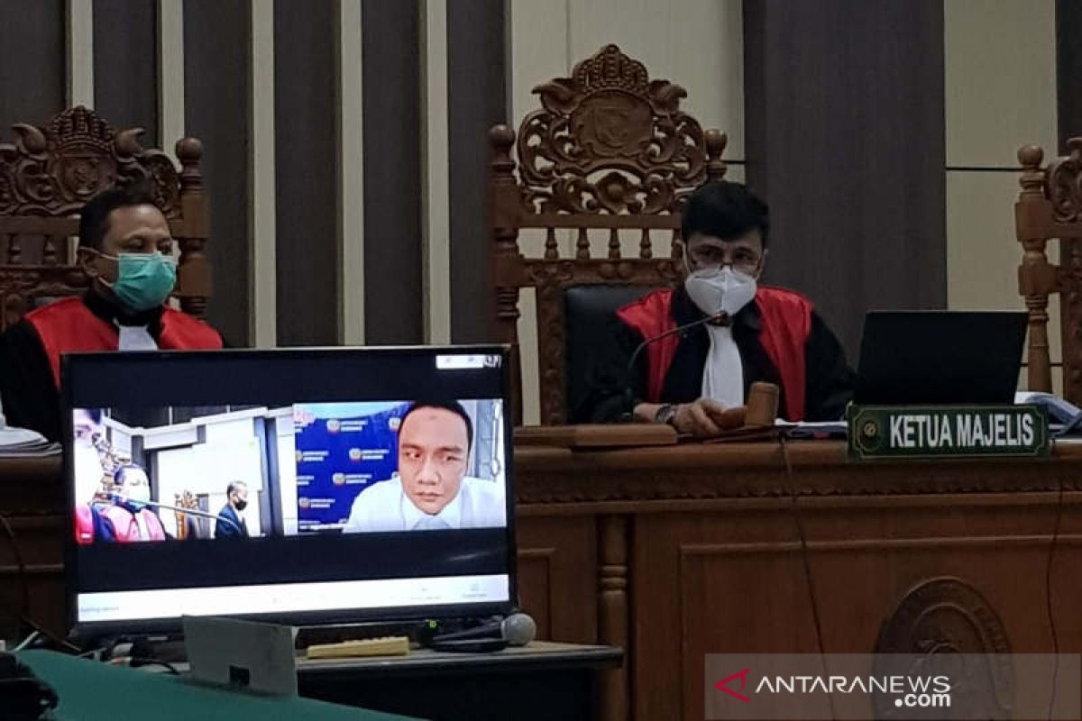 Pengadilan Tipikor Semarang menghukum Dirut PDAM Kudus lebih berat