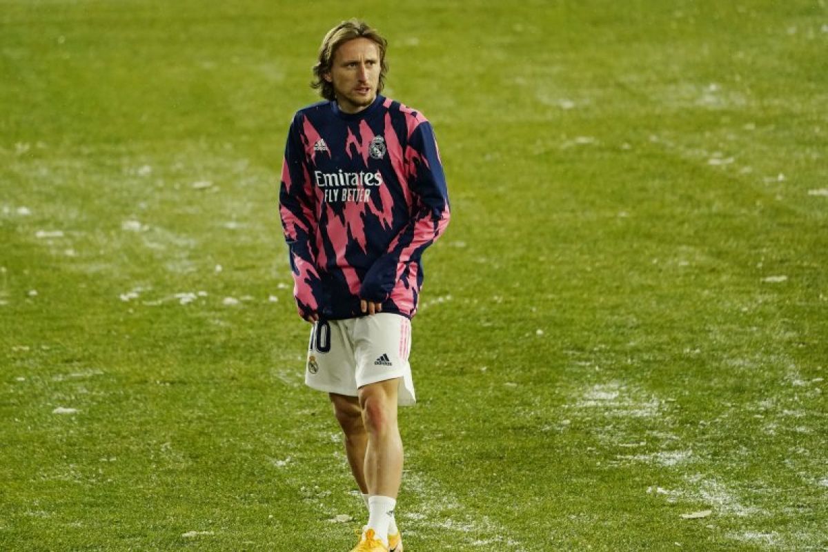 Luka Modric akan menandatangani kontrak baru bersama Real Madrid