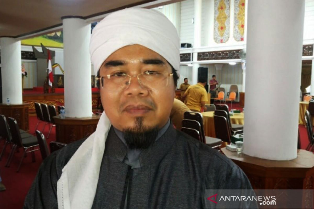 MUI Sumbar menilai isu aturan berjilbab terlalu dibesar-besarkan