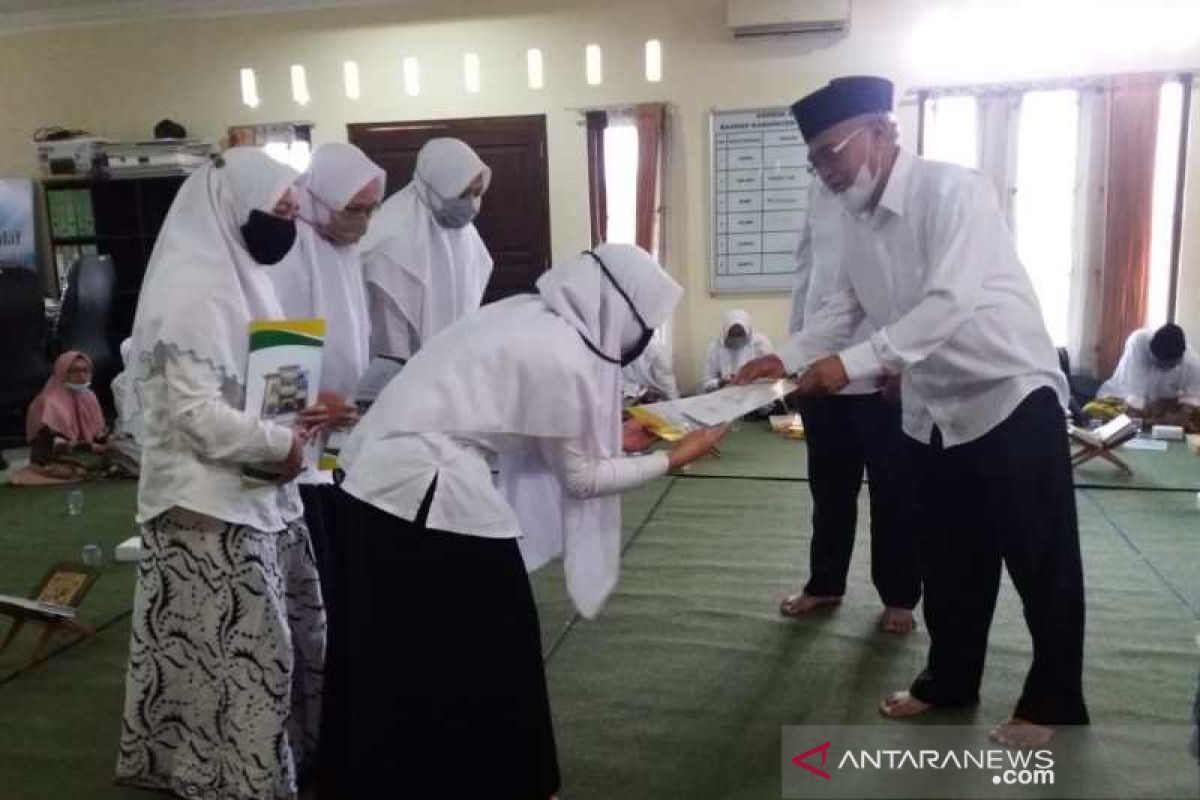 Baznas Temanggung salurkan beasiswa tahfidz Al Quran kepada 60 santri