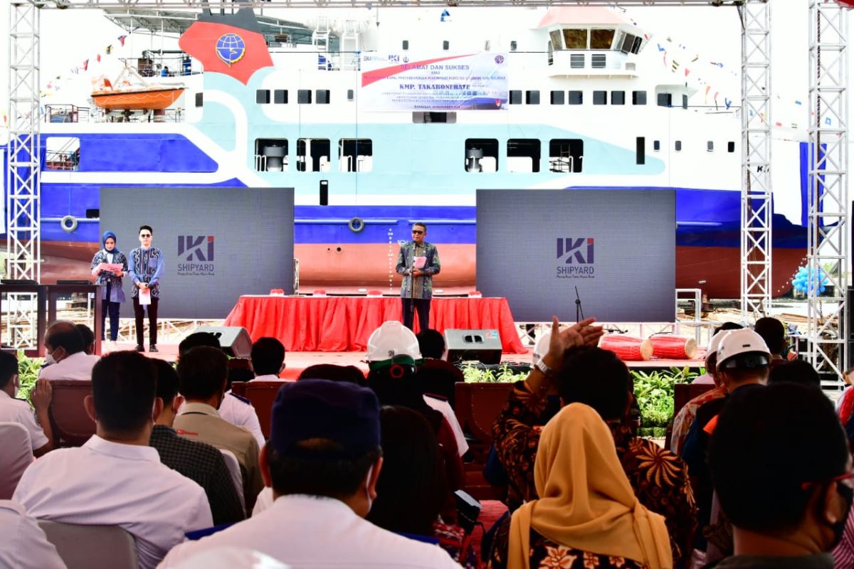 Pembuatan kapal Roro Wakatobi mencapai 30 persen