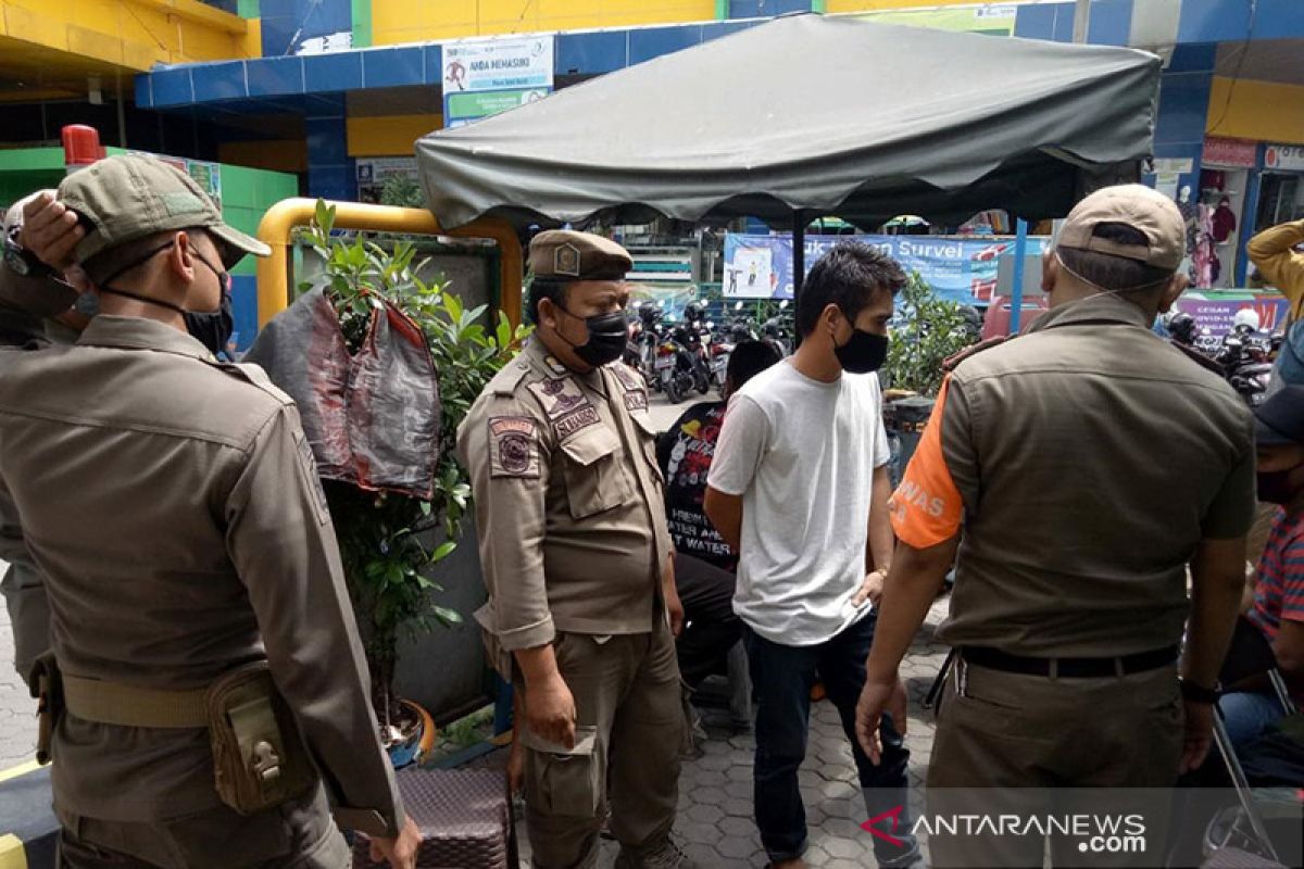 Pemkot Jaksel tindak 4.427 warga yang tak pakai masker saat PPKM