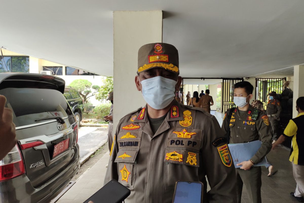 Satgas COVID-19 tindak 21 tempat usaha langgar prokes di Lampung