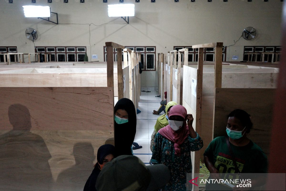 BPBD Sleman evakuasi warga rentan lereng Merapi ke barak pengungsian
