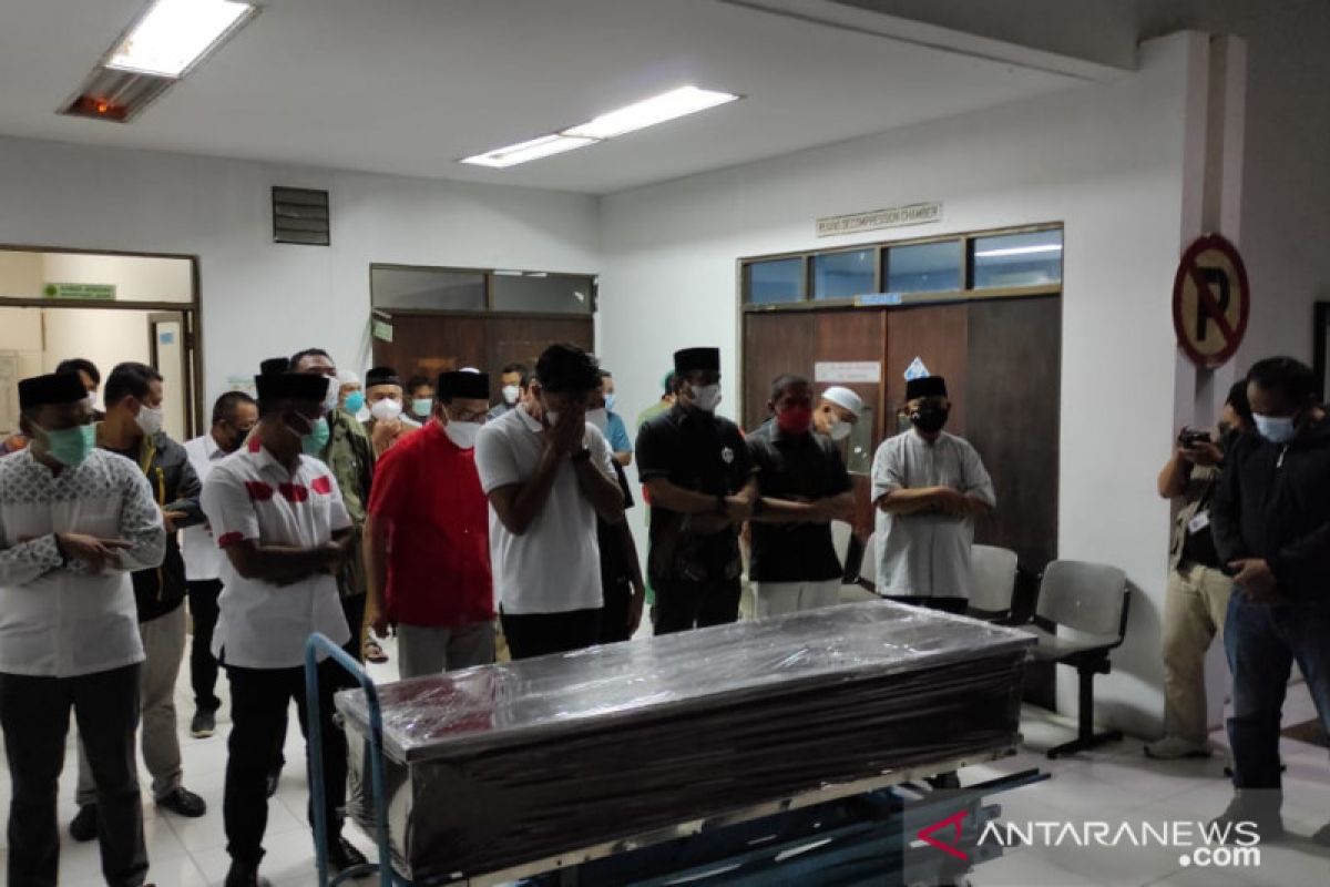 Jenazah Wakil Wali Kota Balikpapan terpilih disholatkan