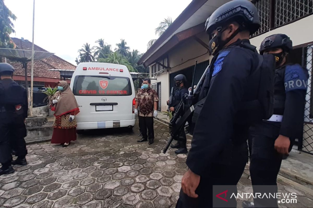 Dinkes Dharmasraya simpan vaksin covid-19 disuhu rendah